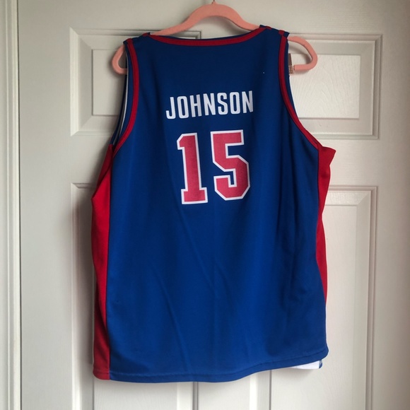 Reversible Detroit Pistons Jersey - Picture 3 of 8